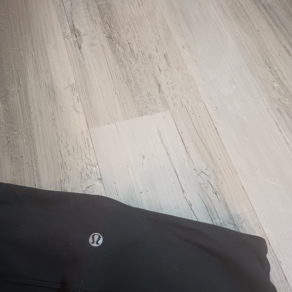 Lululemon - Picture 7 of 7